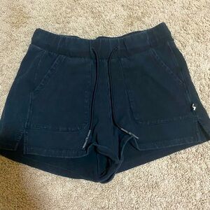 Black Shorts With Pockets